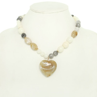 MARBLE HEART PENDANT BEAD NECKLACE